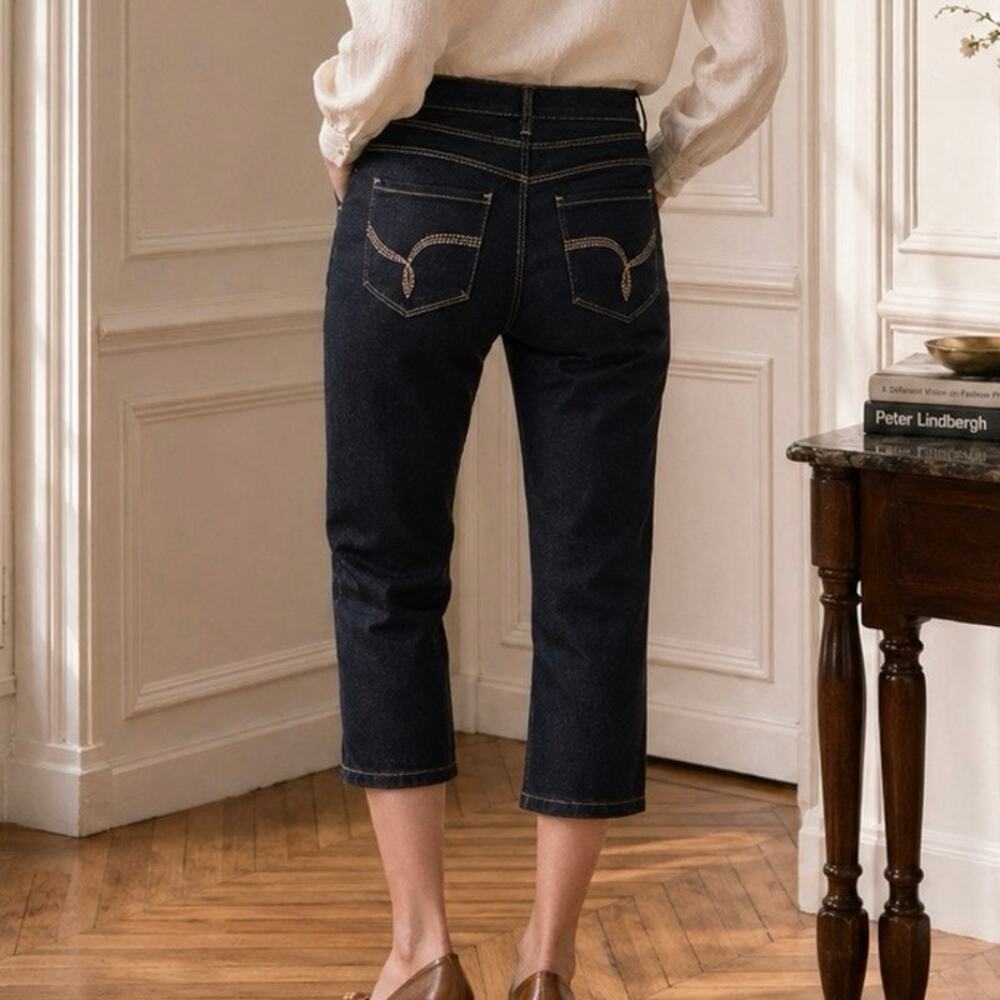 Royalty Dark Wash Cropped Jeans Women’s 6 3 Button Contrast Stitch NWT